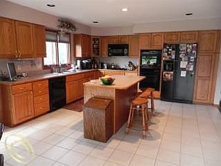 4th image of 127 Diponio Rossi Dr