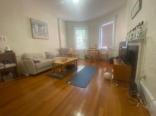 1786 Beacon St #2B, Brookline, MA 02445