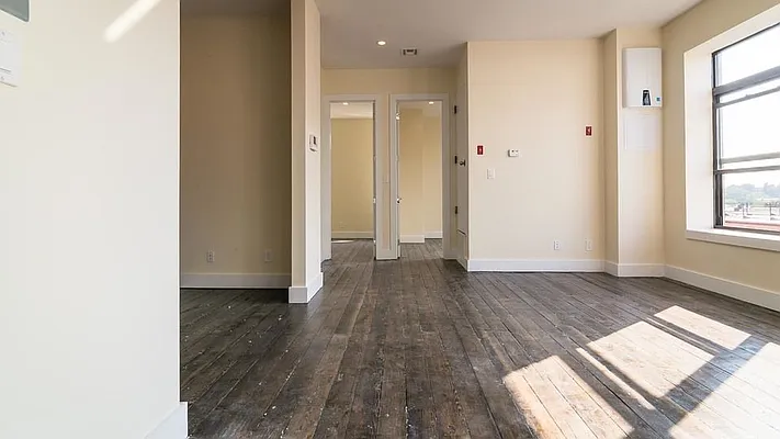 Rented by Nooklyn NYC LLC | media 22