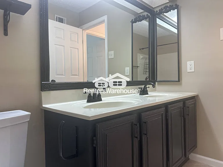 6 Hobb Ct — Photo 15