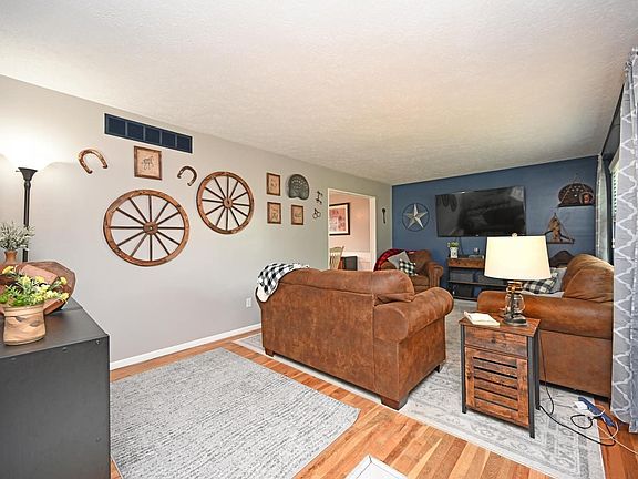 5th image of 8640 Linderwood Ln
