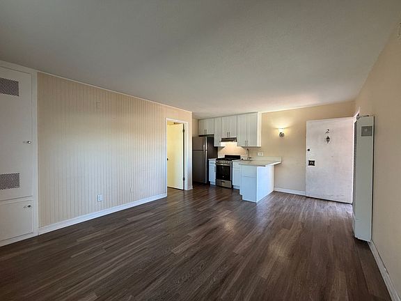 3rd image of 3815 Vermont St APT 2