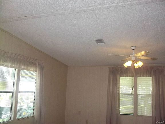 4th image of 3810 Willaford Dr