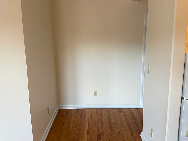 4 Provost Sq #6 — Photo 11