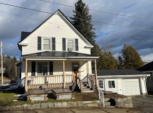 28 10th St, Berlin, NH 03570