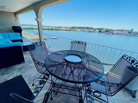 3rd image of 151 Villa Point #Hot