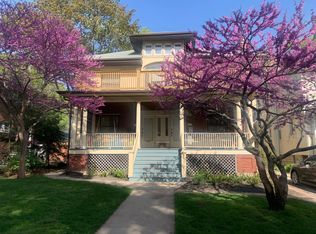 312 S Oak Park Ave #1N, Oak Park, IL 60302