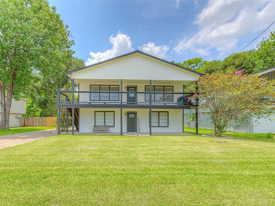 1st image of 342 Governor Hogg Dr