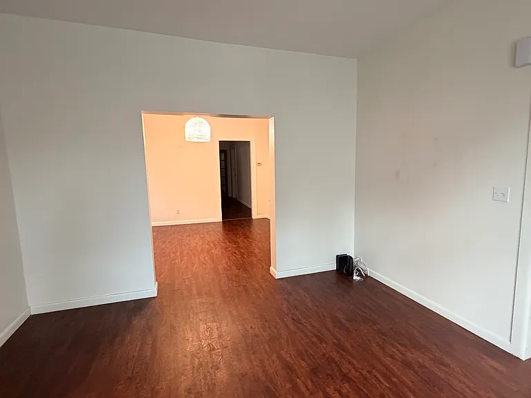 814 24th St #1 — Photo 9