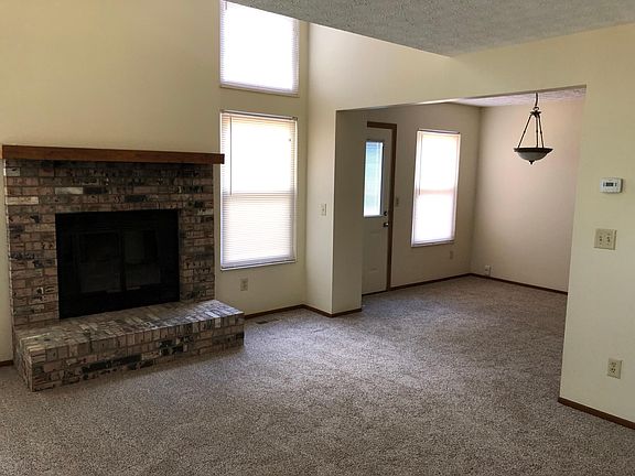 5th image of 6142 Maryhurst Dr