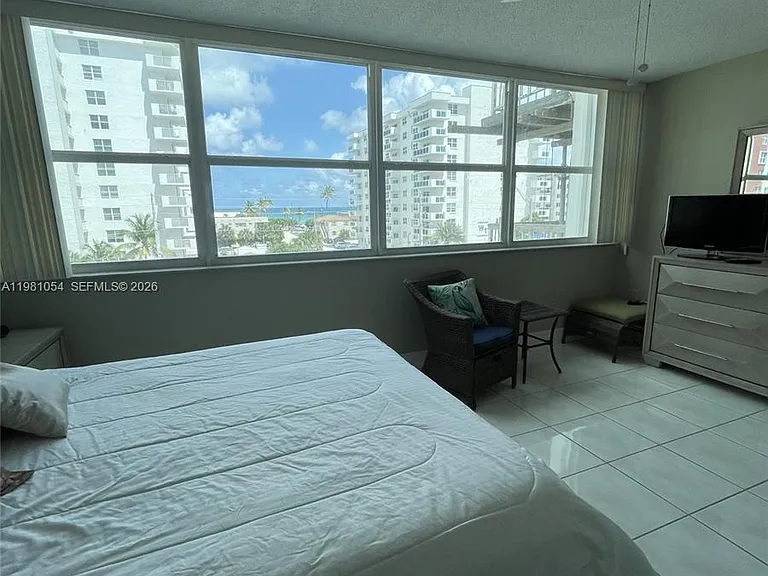 1410 S Ocean Dr #402 — Photo 11
