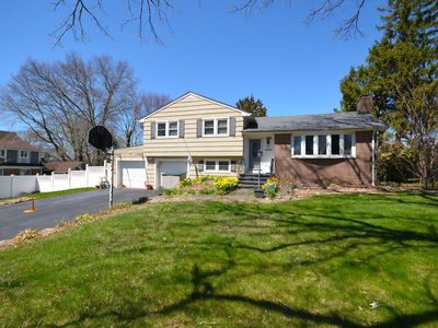 60 Homeland Street, Fairfield, CT, 06825