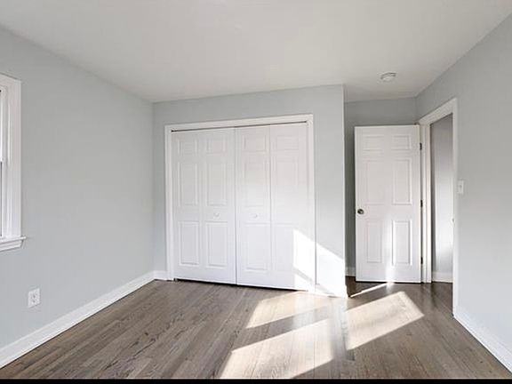 4th image of 3143 Rowland Ave