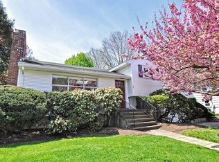 12 Fay Ln, Needham, MA 02494