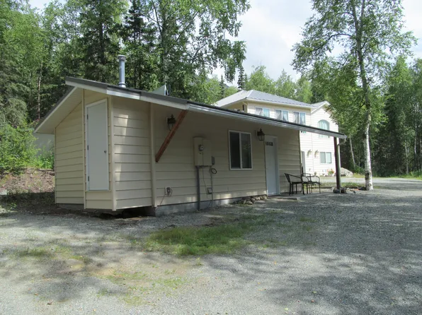 19325 War Admiral Rd #2, Eagle River, AK 99577