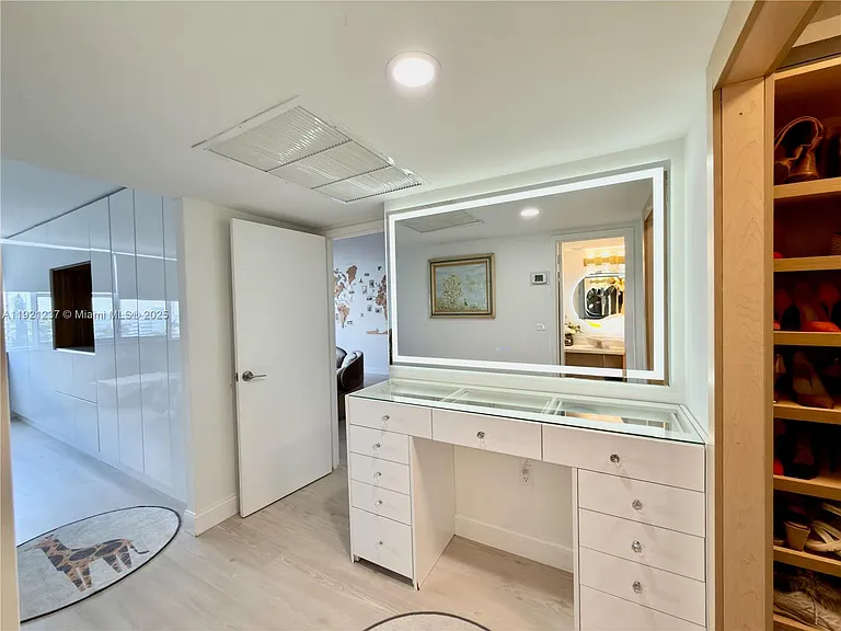 3140 S Ocean Dr #512 — Photo 44
