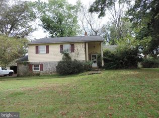 1225 Taylor Dr, Langhorne, PA 19047