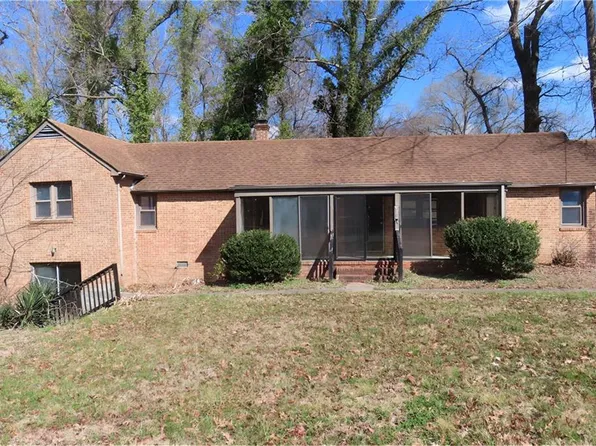 618 Hollywood Ave, Suffolk, VA 23434