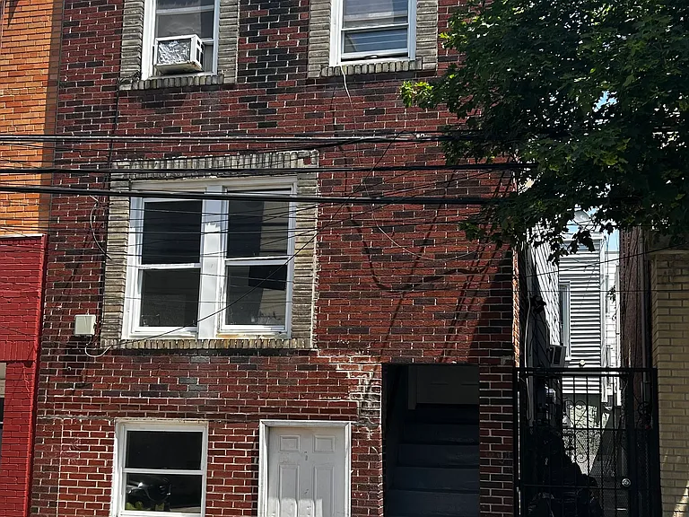 534 Lincoln St #1 — Photo 1