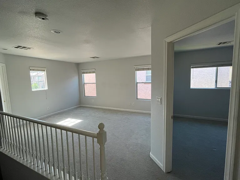 2412 Ember Mist Ct — Photo 8