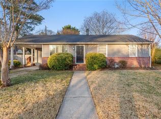 116 Wickre St, Williamsburg, VA 23185