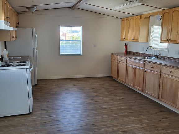 3rd image of 6727 Saltwater Blvd