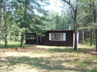 W4975 Hiawatha Ct, Shawano, WI 54166