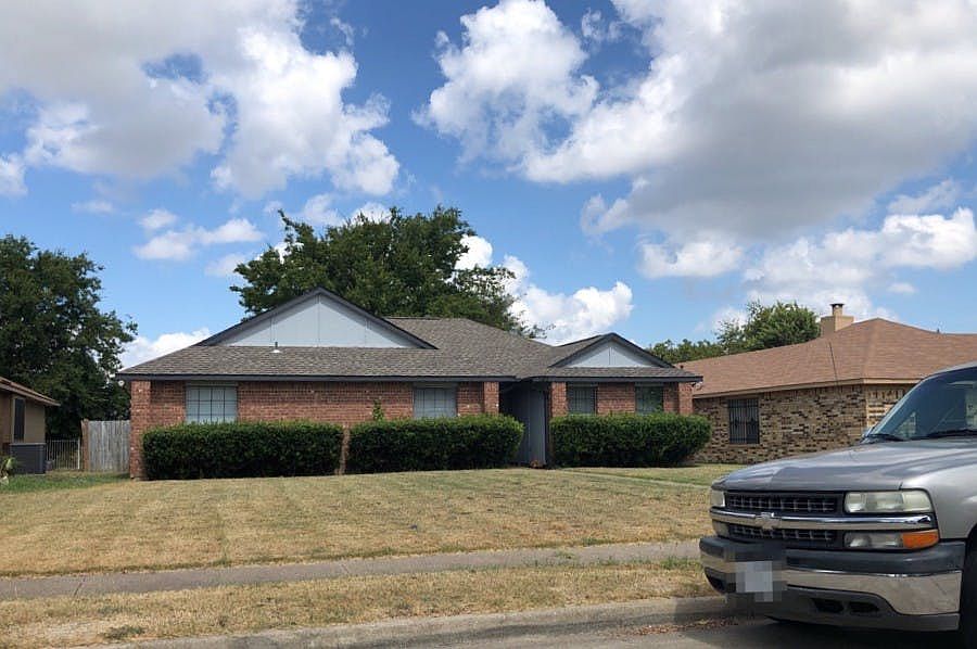 1st image of 1382 Roan Dr