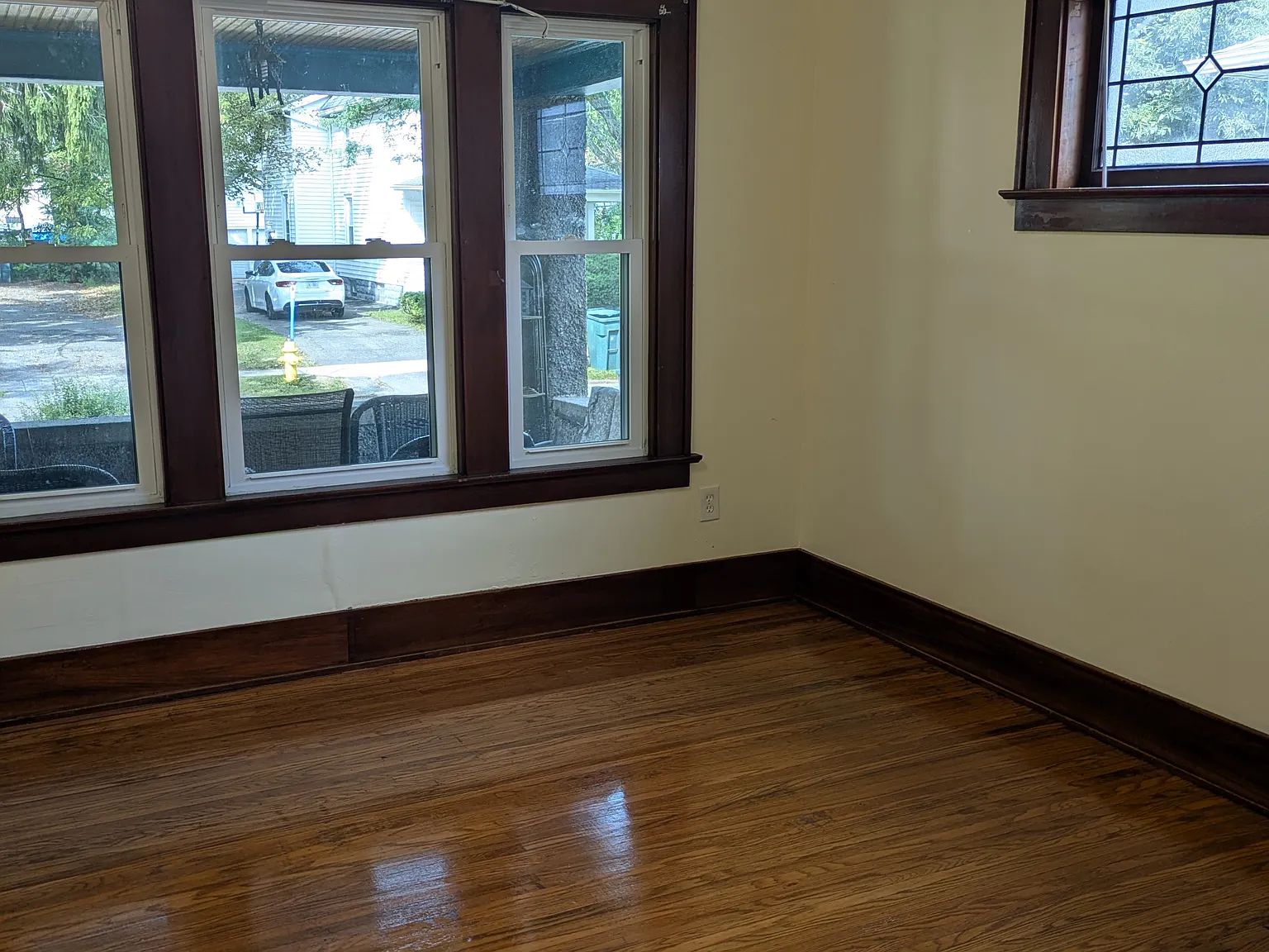 1 bed, 700 sqft, $1,000 — Photo 2
