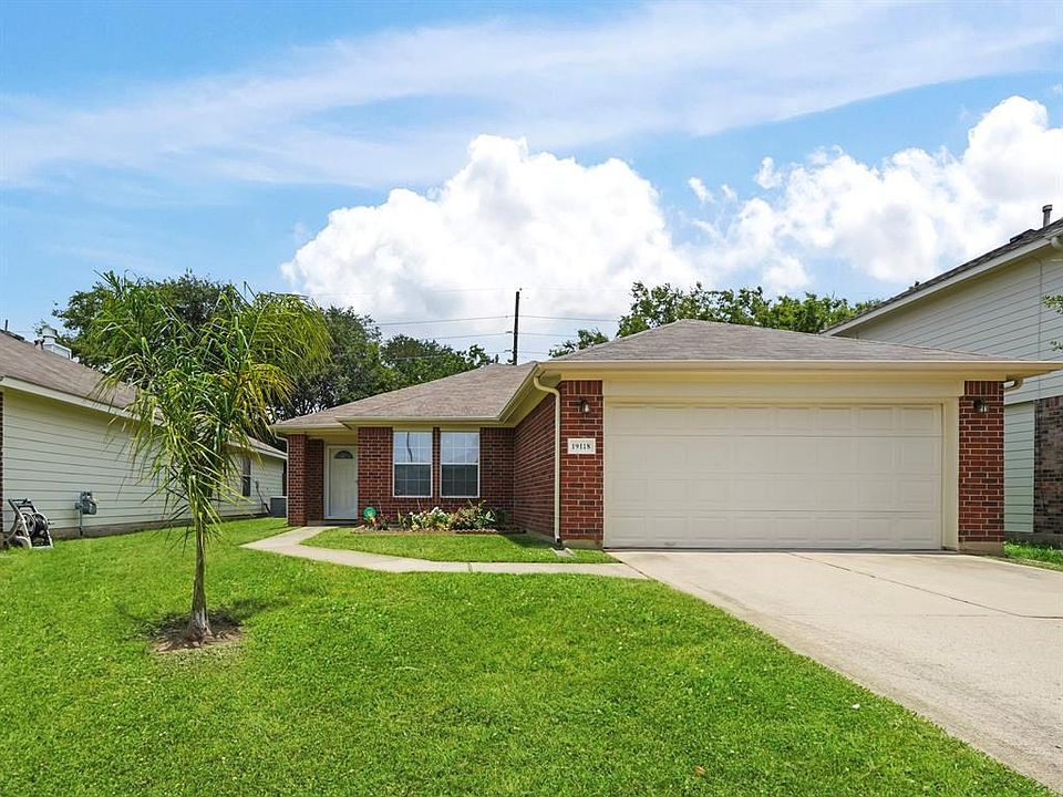 1st image of 19118 Lakota Dr