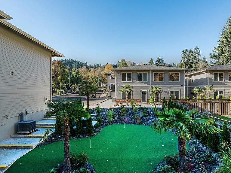 18399 Shady Hollow Way — Photo 6
