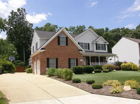 401 Tristen Dr, Yorktown, VA 23693