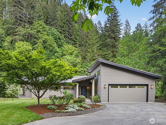 2nd image of 282 River Glen Road