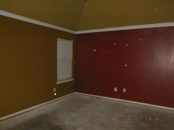 5th image of 412 Harvard Dr