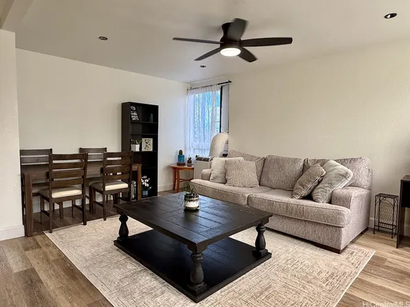 95-754 Hokuwelowelo Pl APT M202, Mililani, HI 96789