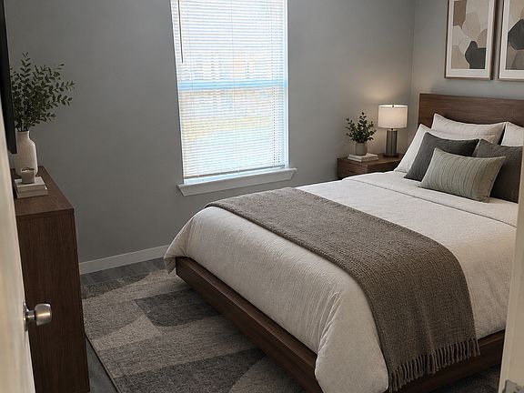 2nd image of 3015 Camelot Ln #1