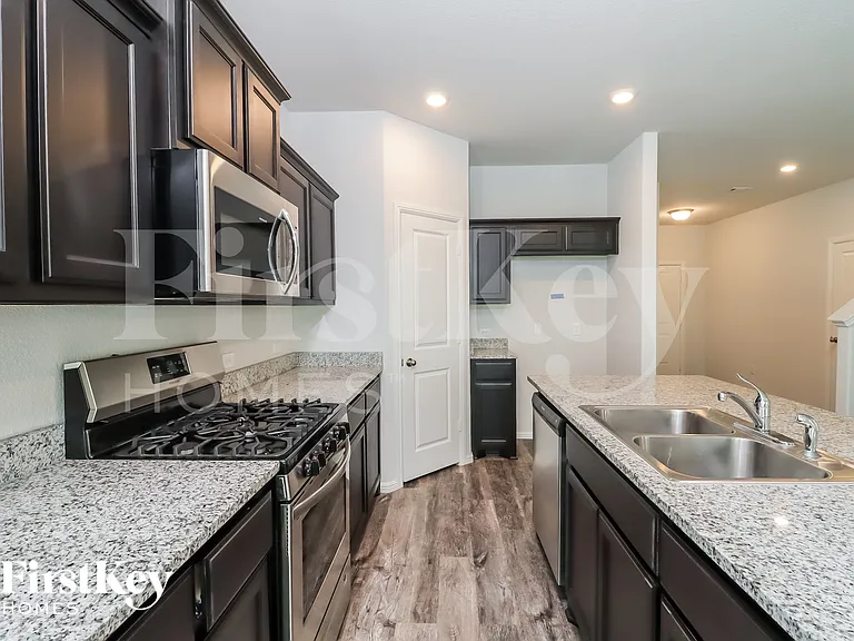 4701 Feltleaf Ave — Photo 6