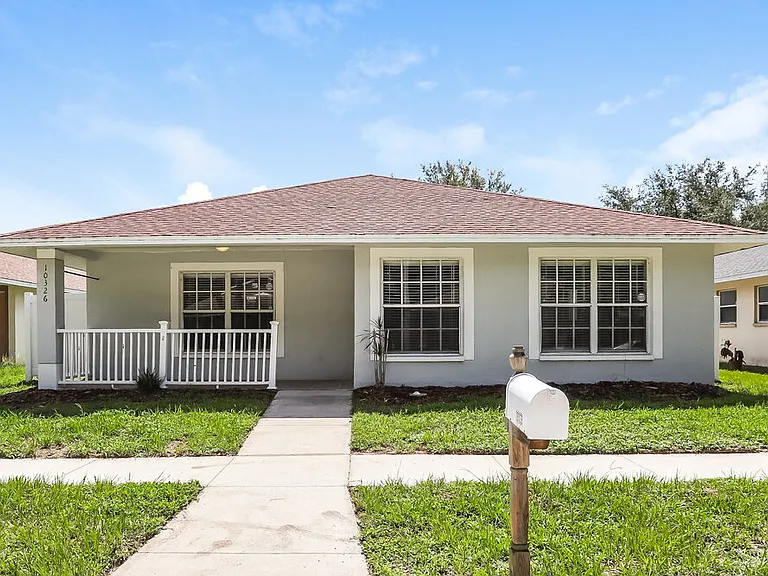 10326 Summerview Cir — Photo 1