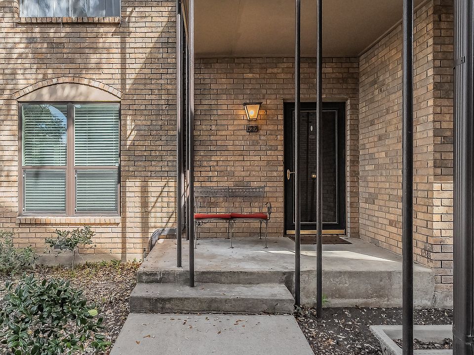 1st image of 4312 Bellaire Dr S APT 127