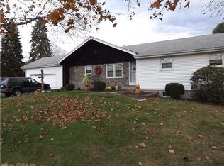 876 Oak St, East Hartford, CT 06118