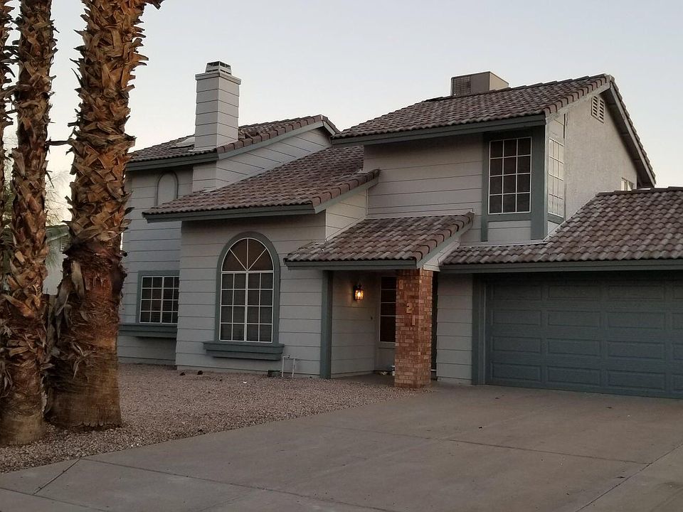 1st image of 8121 W Larkspur Dr