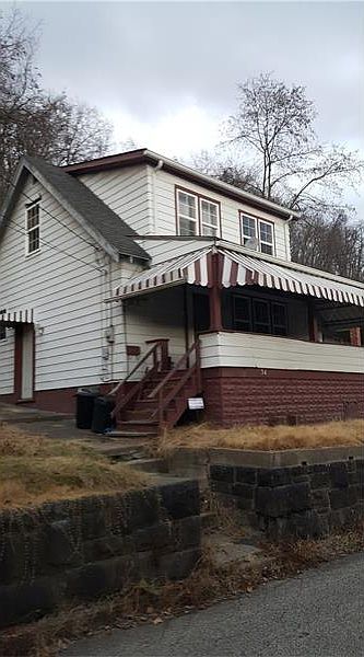 2nd image of 54 Natrona St