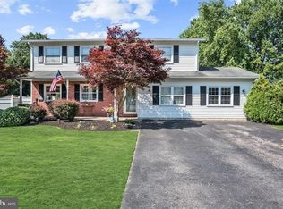 6 Buckingham Dr, Eastampton, NJ 08060