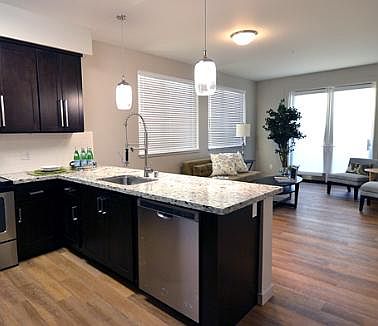 1st image of 860 Quince Ave #305A
