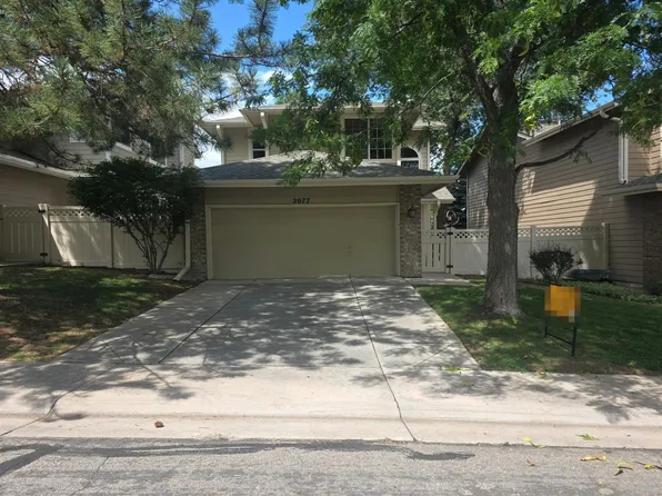 2077 E Phillips Pl, Centennial, CO 80122