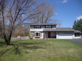 2812 Banning Way, Waukesha, WI 53188