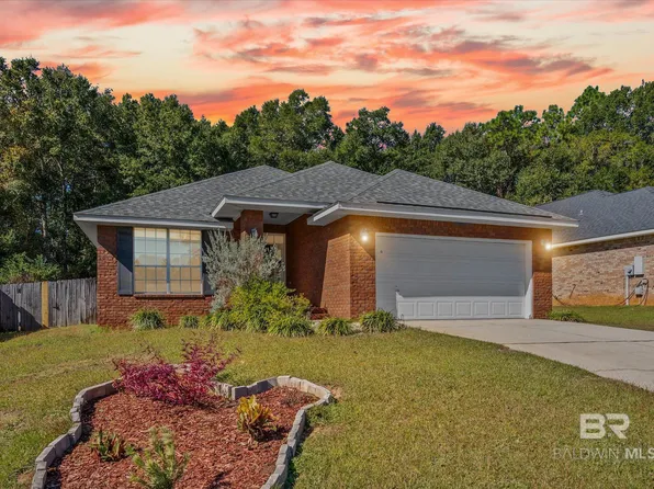 28171 Chateau Dr, Daphne, AL 36526