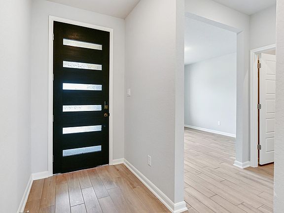 3rd image of 2505 Pennilynn Way