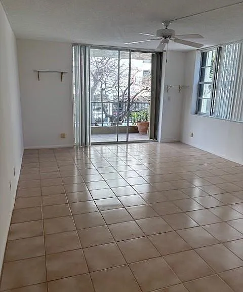 1421 S Ocean Blvd #218 — Photo 4