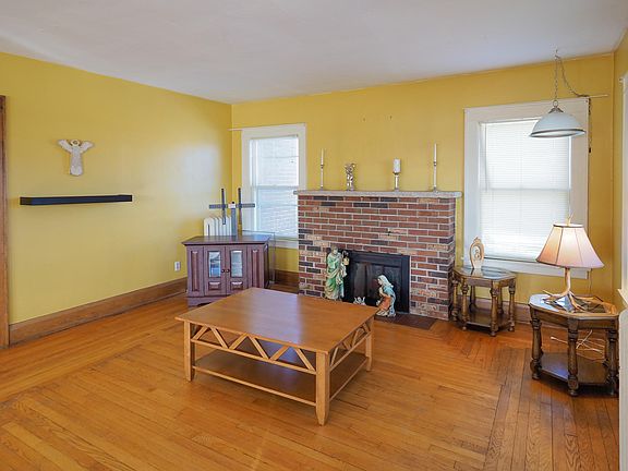 4th image of 823 Wagner Dr